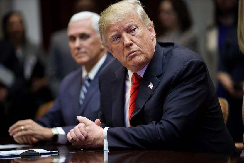 Beyaz Sarayda salgın alarmı: Trump koronavirüse yakalanırsa ne olur