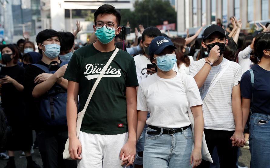 Son dakika... Hong Kong mahkemesinden maske kararı