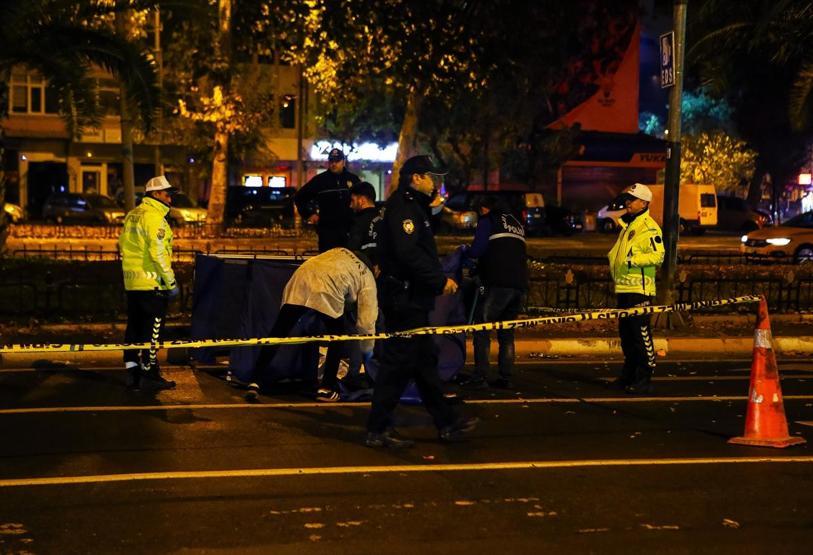 İstanbulda feci kaza: Cipin çarptığı yaya hayatını kaybetti