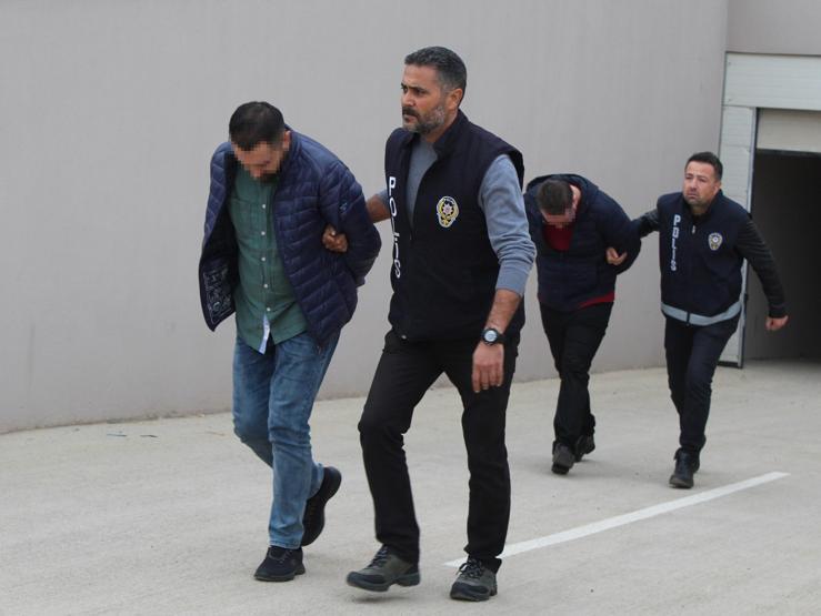 Antalya’da jigolo yapma vaadiyle dolandırıcılık: 19 gözaltı