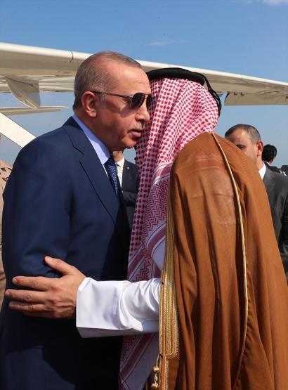 Cumhurbaşkanı Erdoğan Katarda böyle karşılandı