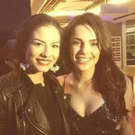 Demet Özdemir ile Yağmur Tanrısevsin yakın arkadaş çıktı