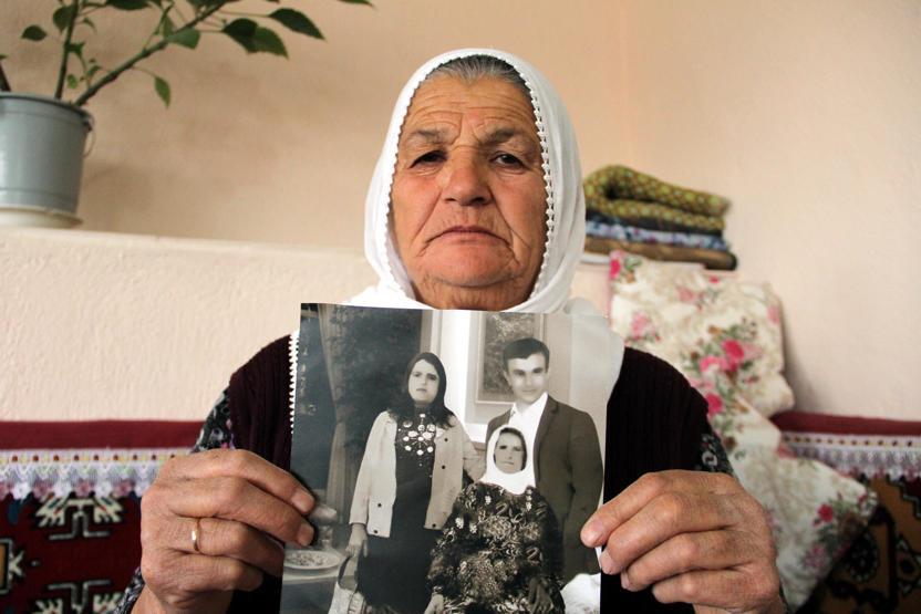 35 yıldır aradığı ikizinin acı haberini aldı