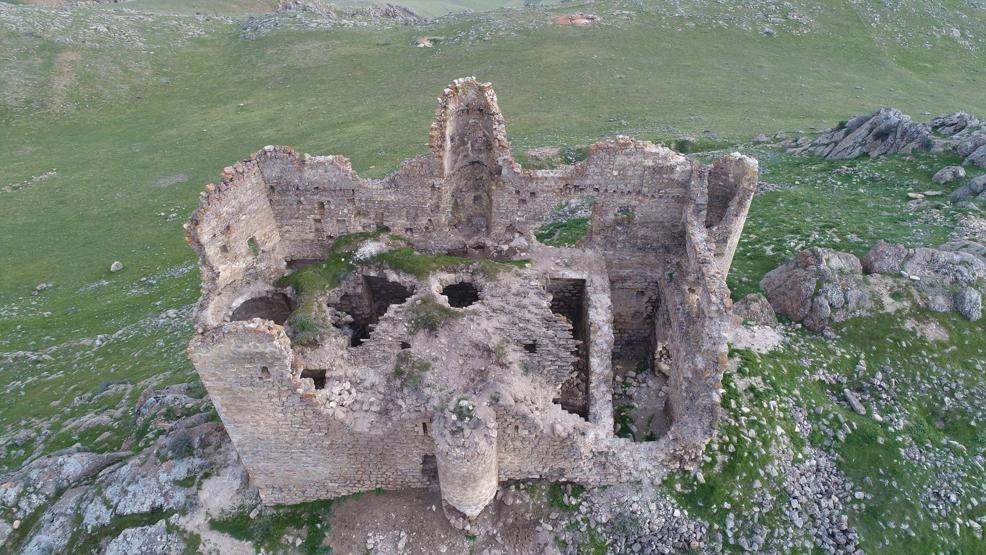 Mar Ahron Manastırı koruma altına alınıyor