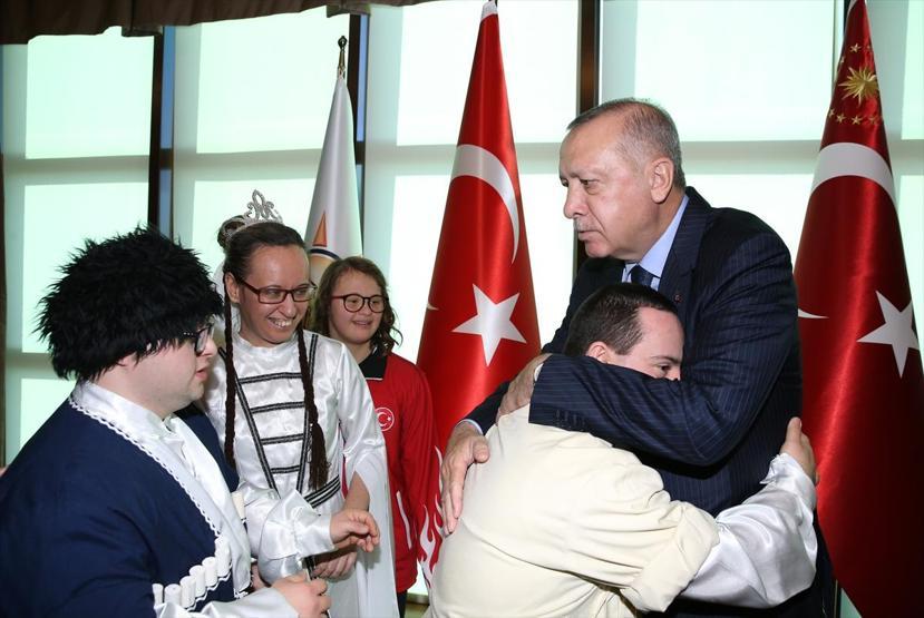 Cumhurbaşkanı Erdoğan sporcular kabul etti