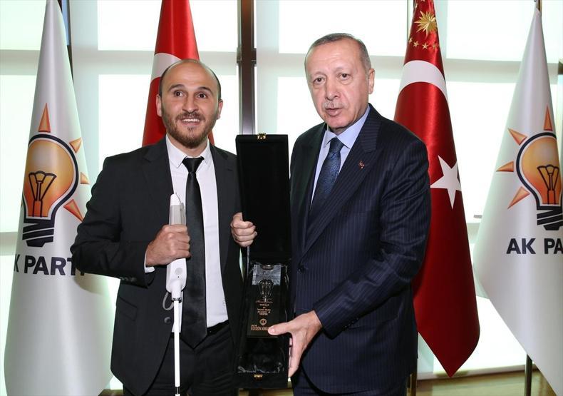 Cumhurbaşkanı Erdoğan sporcular kabul etti