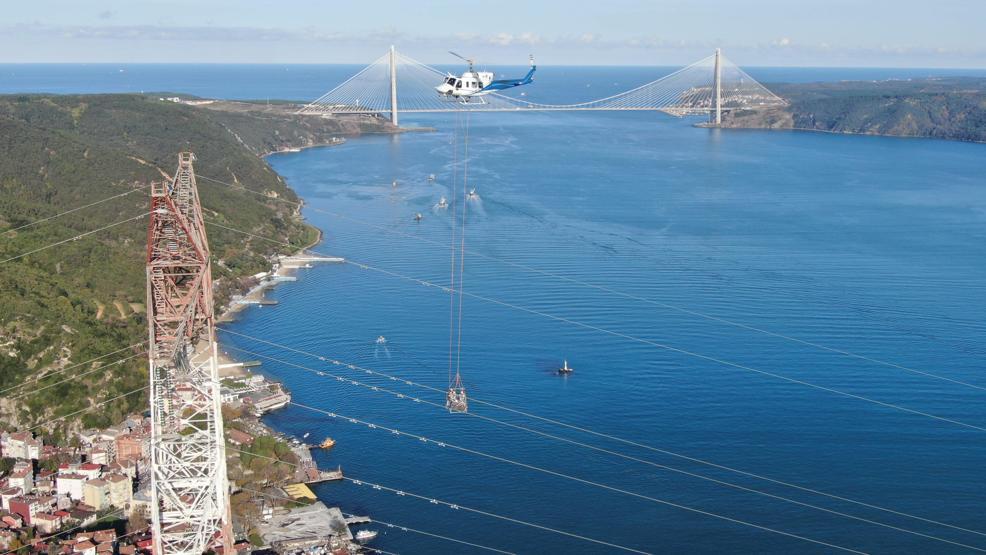İstanbul Boğazında ölüme meydan okuyorlar