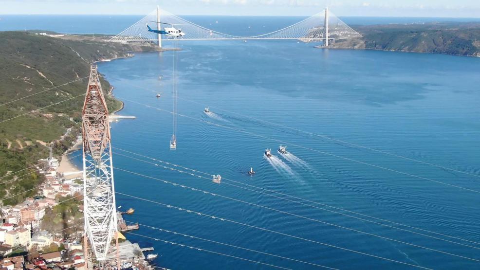 İstanbul Boğazında ölüme meydan okuyorlar