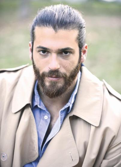 Kıvanç Tatlıtuğdan sonra şimdi de Çağatay Ulusoy...