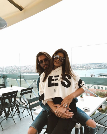 Haticenin zor anları Eski sevgilisi mekan bastı
