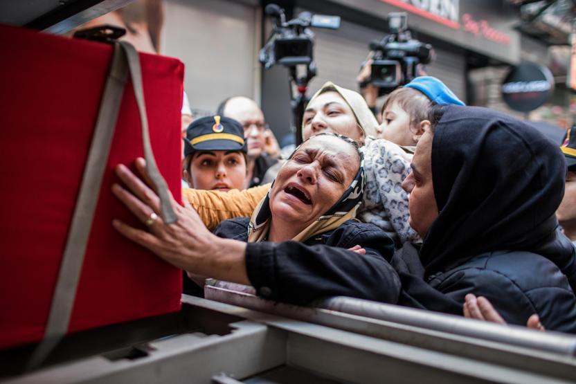 Şehit Esma Çevik son yolculuğuna uğurlandı