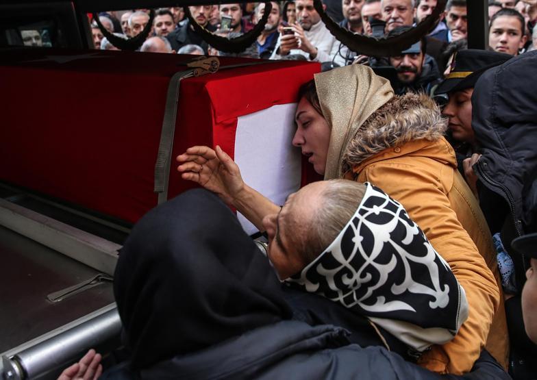 Şehit Esma Çevik son yolculuğuna uğurlandı