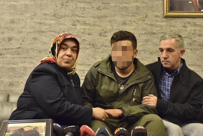 Hatice anne 4 yıllık hasretin ardından oğlu ile kucaklaştı