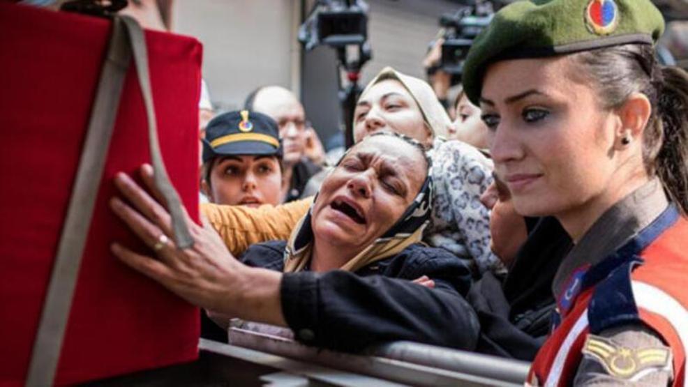Şehit Astsubay Esma Çevikin hikayesi: Hukuk kazandı, askerliği seçti