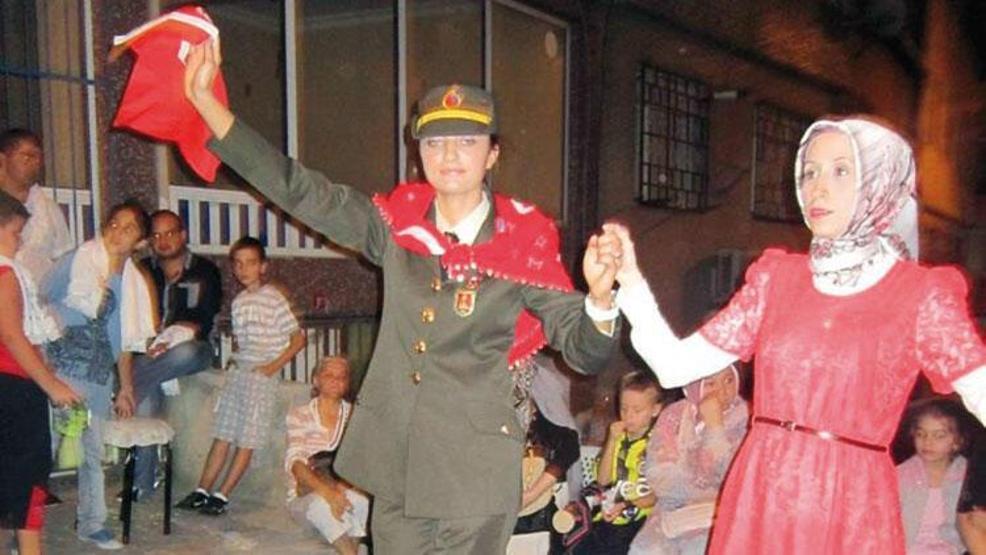 Şehit Astsubay Esma Çevikin hikayesi: Hukuk kazandı, askerliği seçti