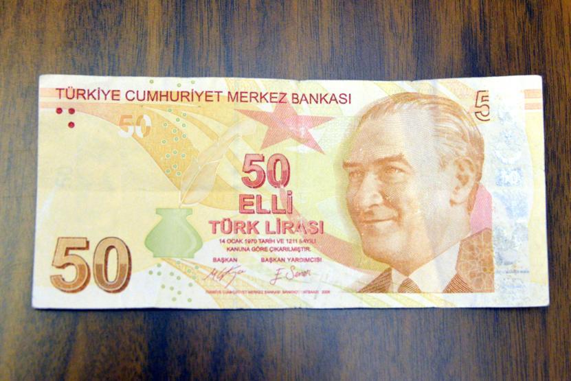 Hatalı basılan para için 50 bin lira istiyor