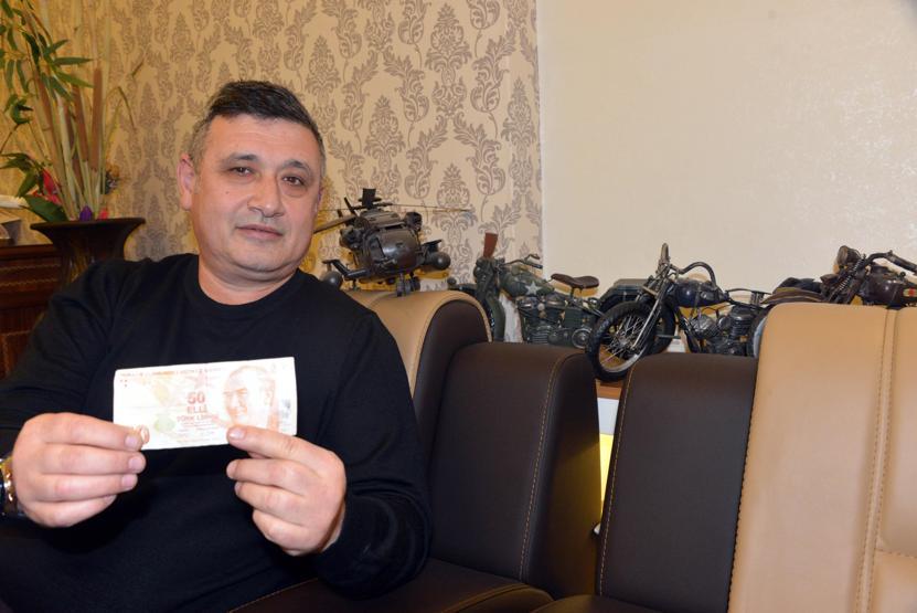 Hatalı basılan para için 50 bin lira istiyor