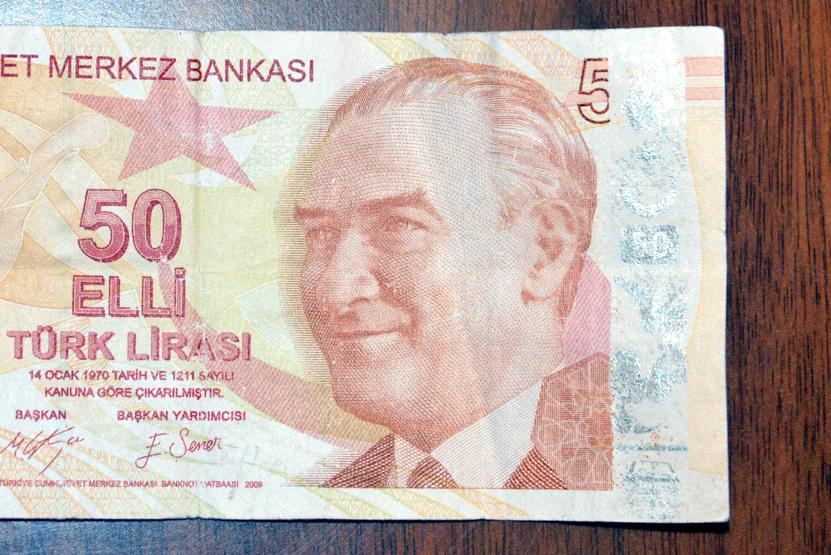 Hatalı basılan para için 50 bin lira istiyor