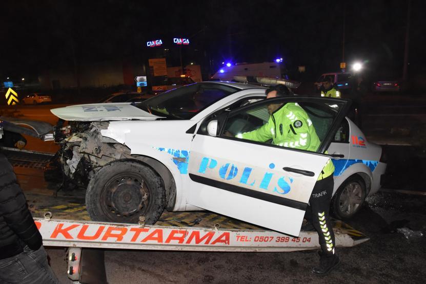 Şüpheli kovalayan polisler kaza yaptı: 2si polis, 3 yaralı