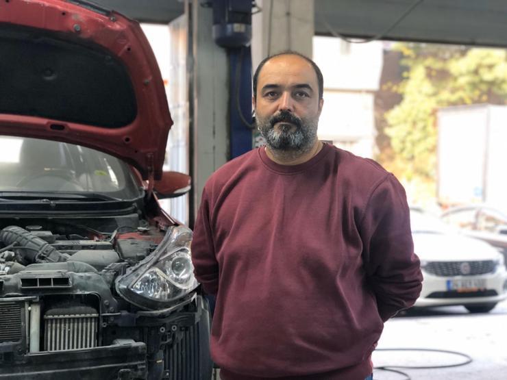 İstanbulda hırsızların hedefi araç farları oldu