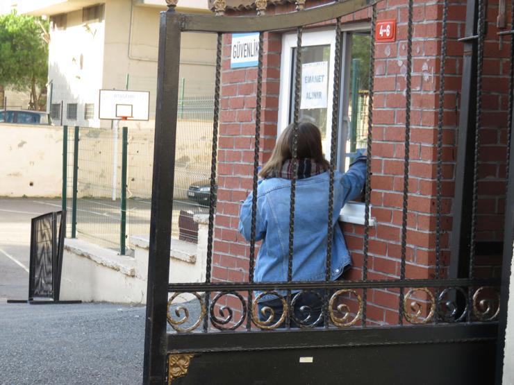 Sınavlar emanetçilere yüzlerce lira kazandırdı