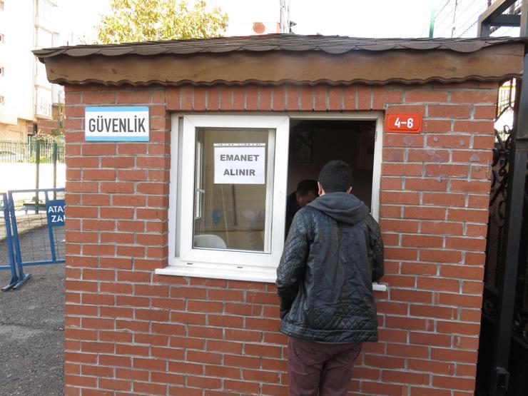 Sınavlar emanetçilere yüzlerce lira kazandırdı