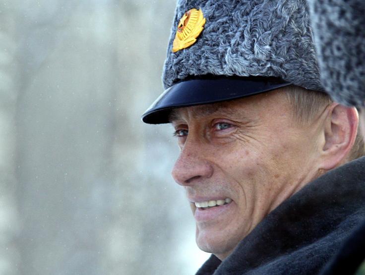 KGB ajanı Putini devlet başkanı yapmıştı: Kremlinin anahtarını altın tepside sunan adam
