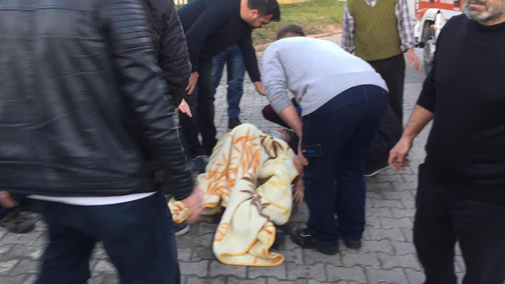 Öğrenci minibüsü devrildi