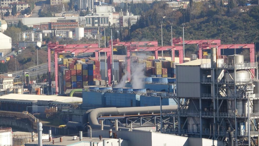 Dilovasındaki hava kirliliği vatandaşı sağlığından ediyor