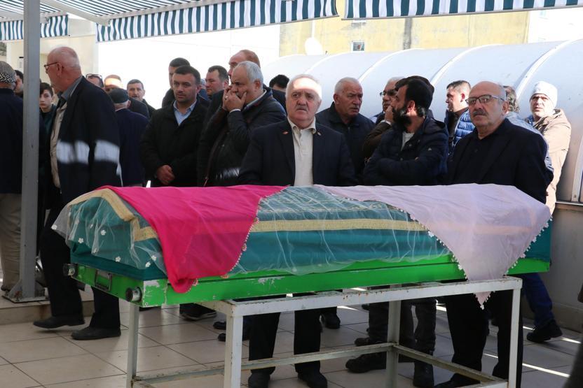Kazada ölen liseli Işıl gözyaşları ile uğurlandı