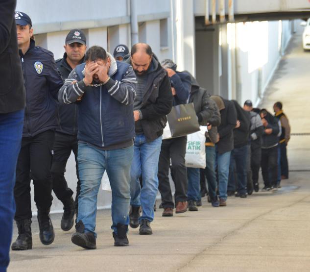 Dolandırıcılık için sıfır kilometre araç almışlar