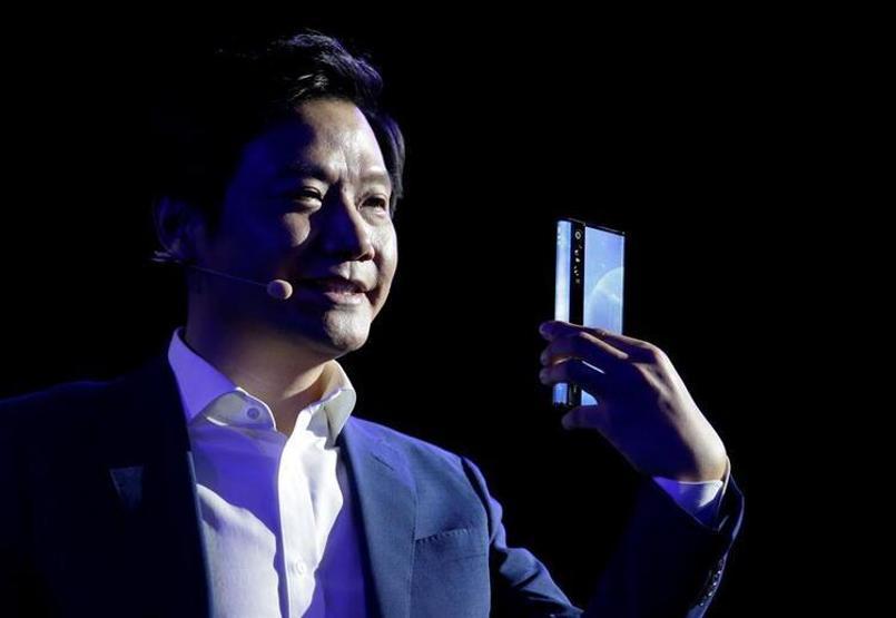 Xiaomiden her yeri ekran olan telefon satışa çıkıyor Fiyatı şaşırttı