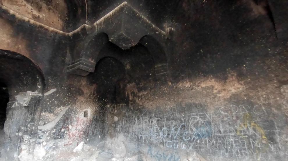 Frig Vadisine vandal tahribatı