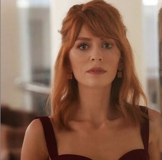 Hazal Türesanın pozları olay oldu