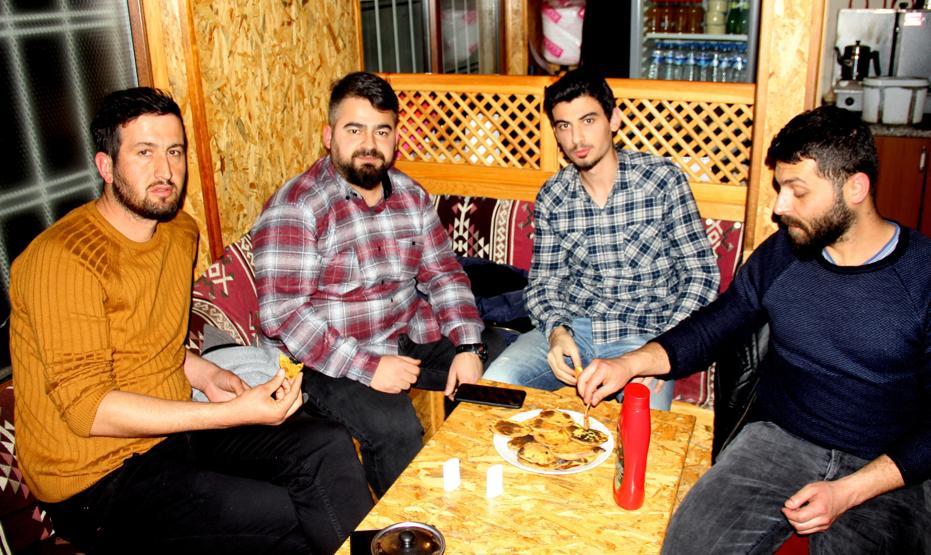 Soğuk kış gecelerinin vazgeçilmez lezzeti kaşarlı patates