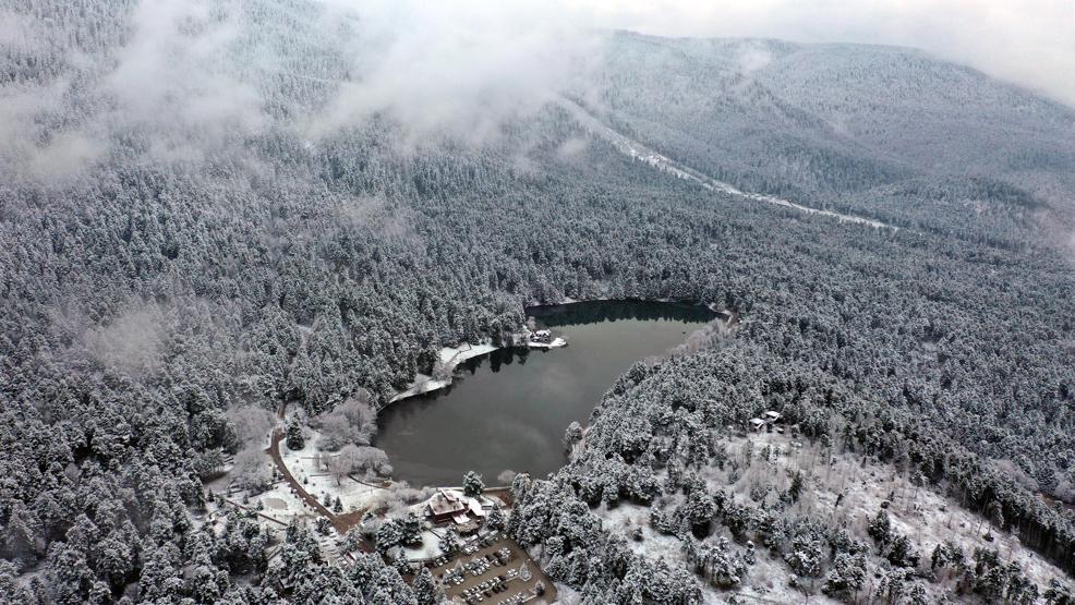 Gölcük Tabiat Parkında kar manzaraları
