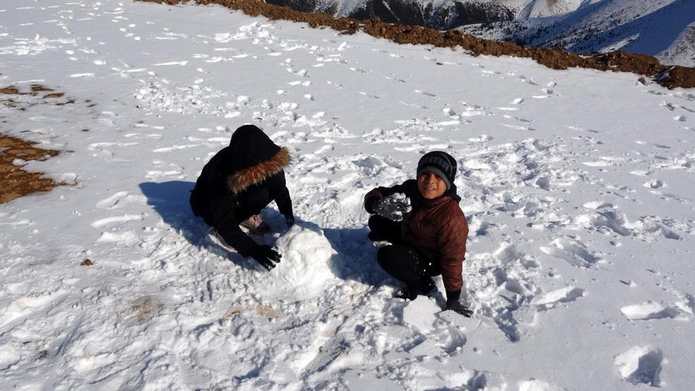 Zigana Dağında kayak yapacak kar yok