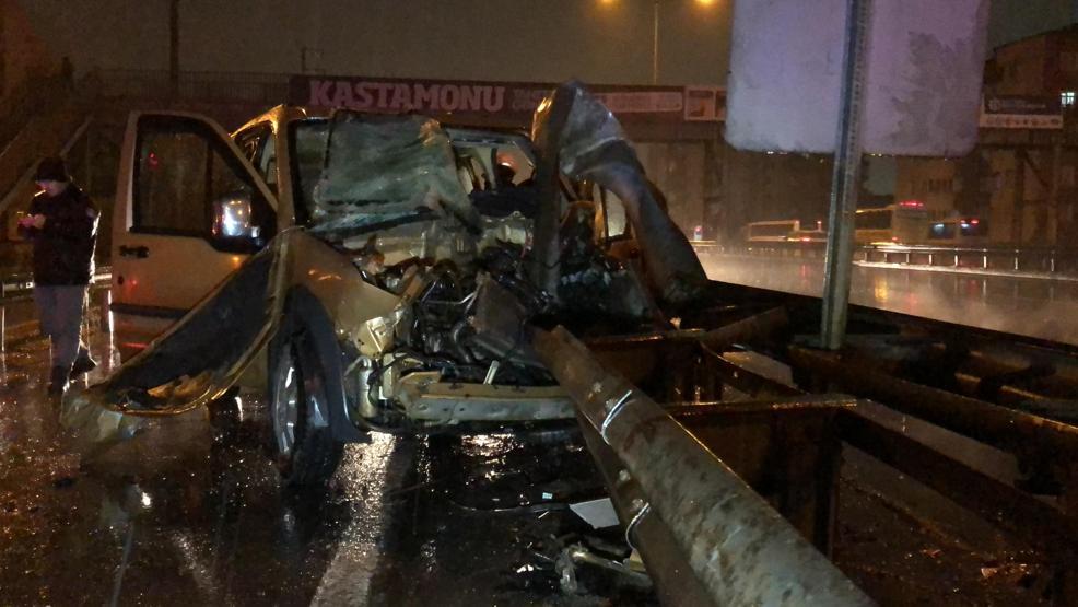 Bariyerlere ok gibi sağlandı: 1 ağır yaralı