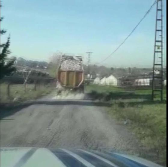 Kaçak moloz dökümü kameraya yakalandı