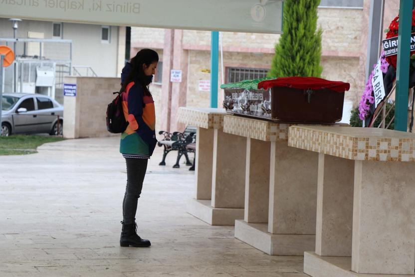 Alkol komasına giren diş hekimi toprağa verildi