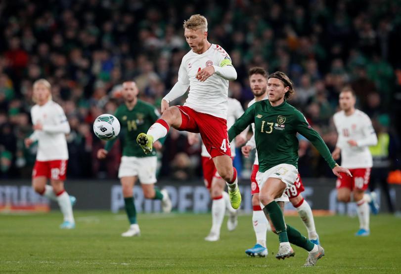 Trabzonspordan Fenerbahçeye Simon Kjaer çalımı