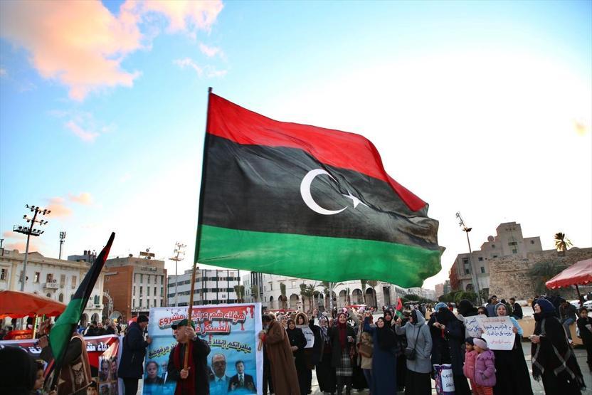 Libyanın başkentinde Türkiyenin tezkere kararı kutlandı