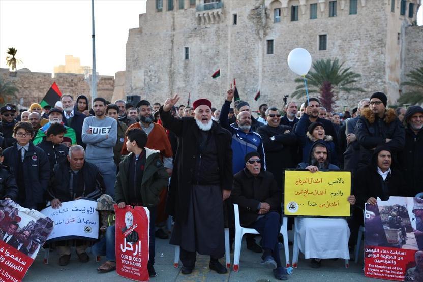 Libyanın başkentinde Türkiyenin tezkere kararı kutlandı
