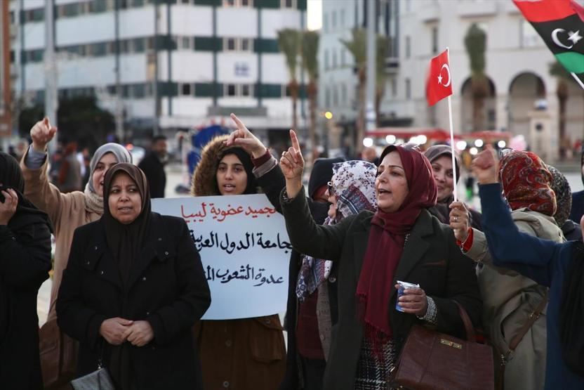 Libyanın başkentinde Türkiyenin tezkere kararı kutlandı