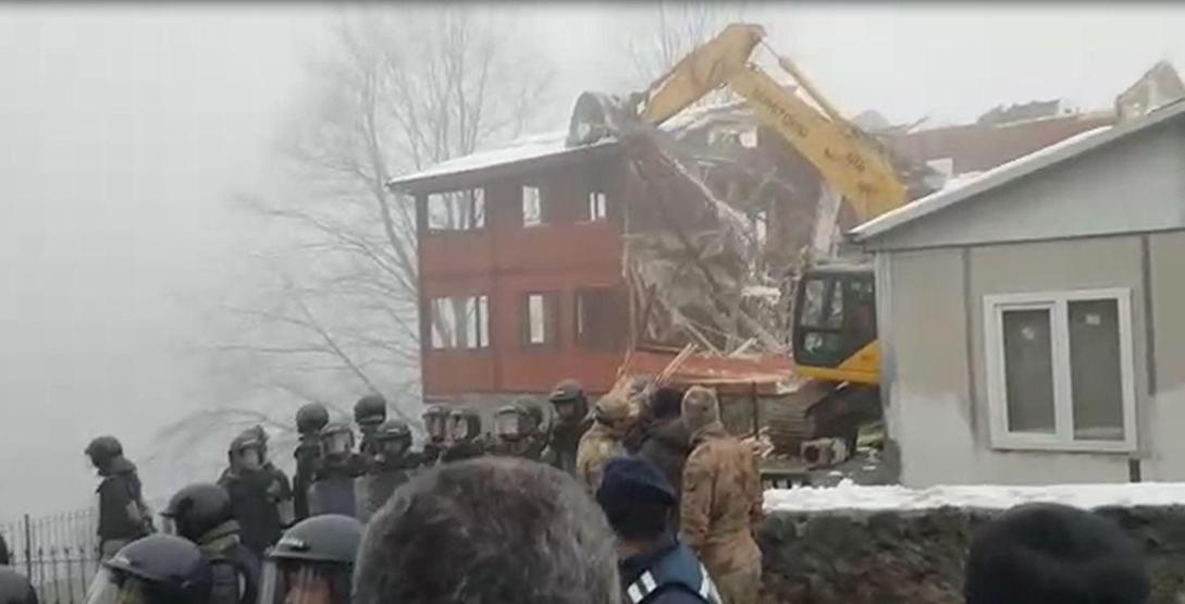 Uzungölde son durum Yıkımlar sürüyor