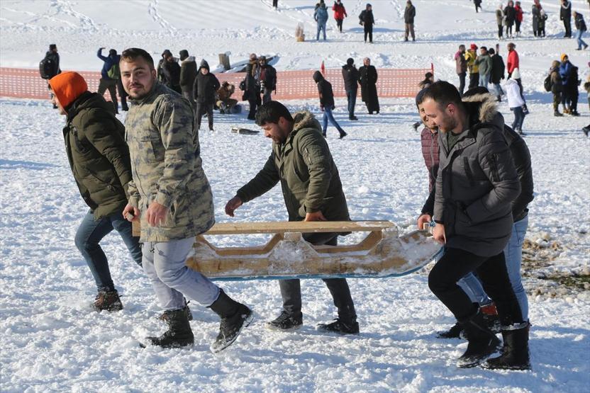 Perşembe Yaylasında kış festivali sevinci