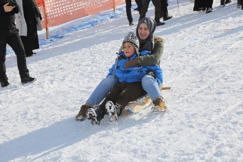 Perşembe Yaylasında kış festivali sevinci