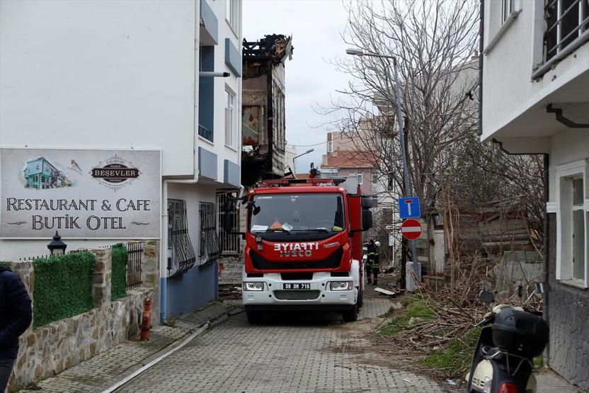 Reşat Nuri Güntekinin yaşadığı ev kül oldu