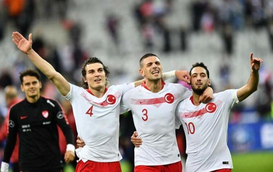 Leicester Cityden Merih Demiral atağı