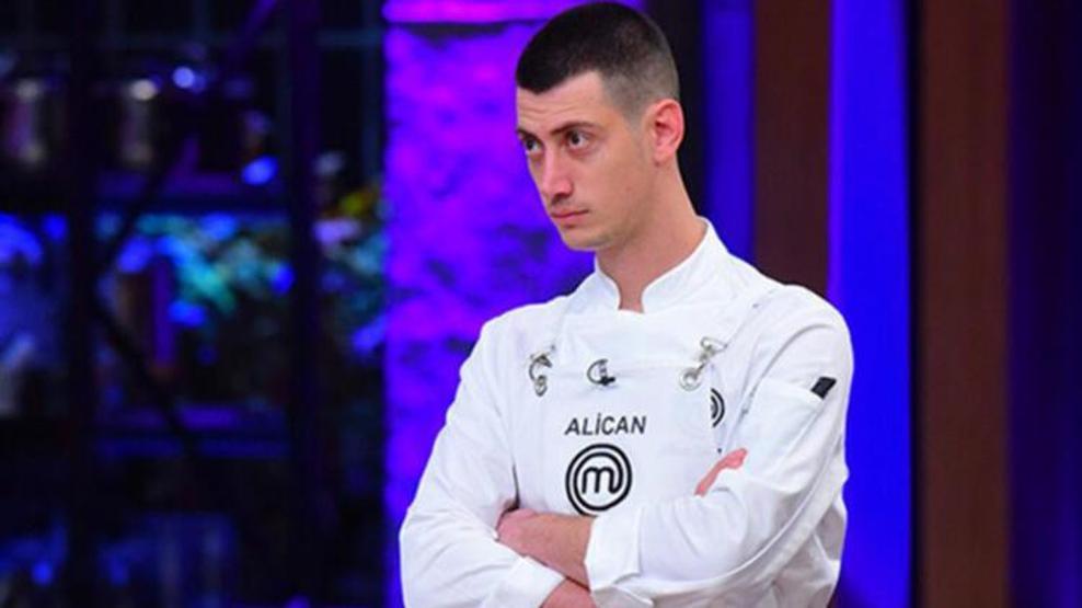Masterchef Alicanın çocukluk fotoğrafı şaşırttı